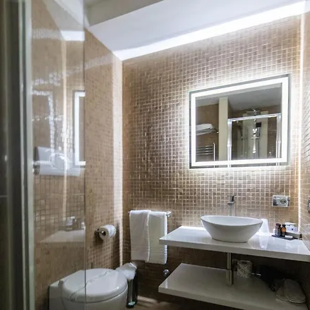 Sanfelice 33 Luxury Hotel